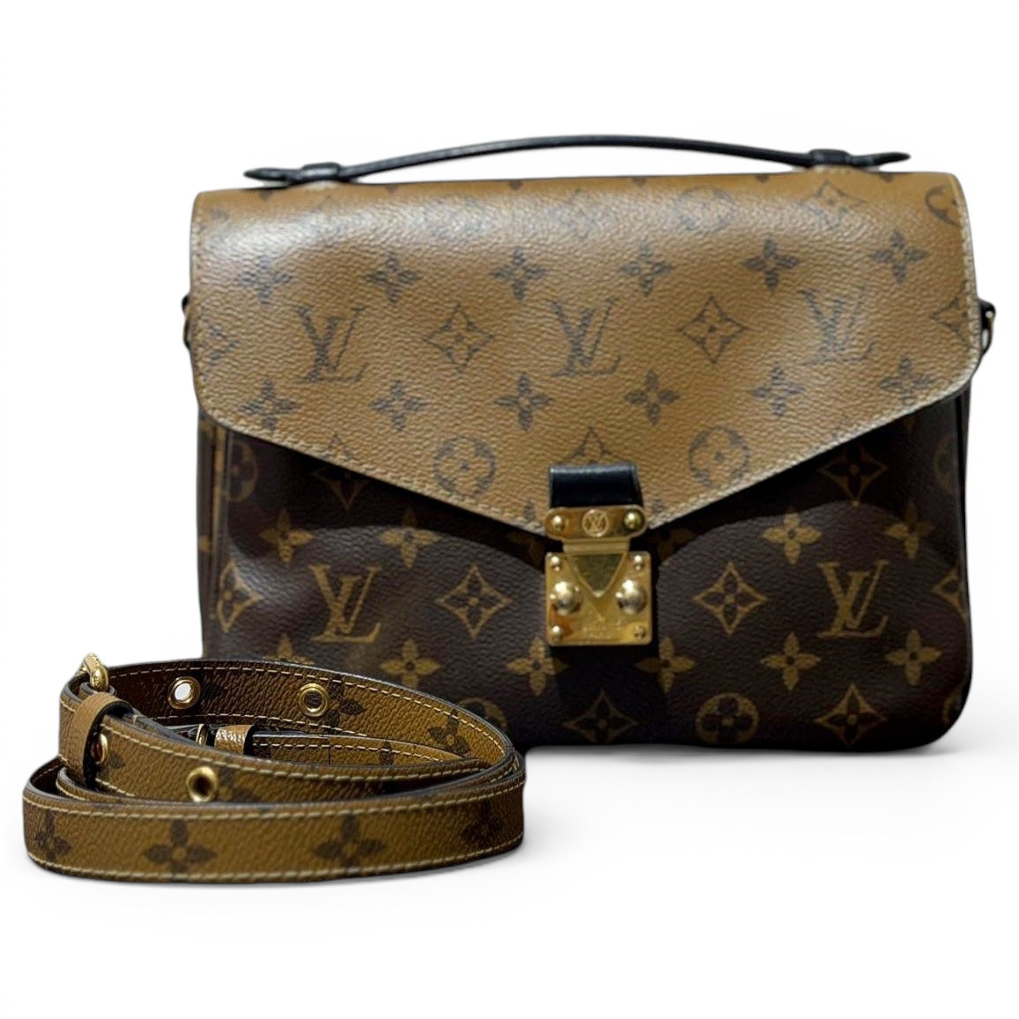 Metis leather handbag