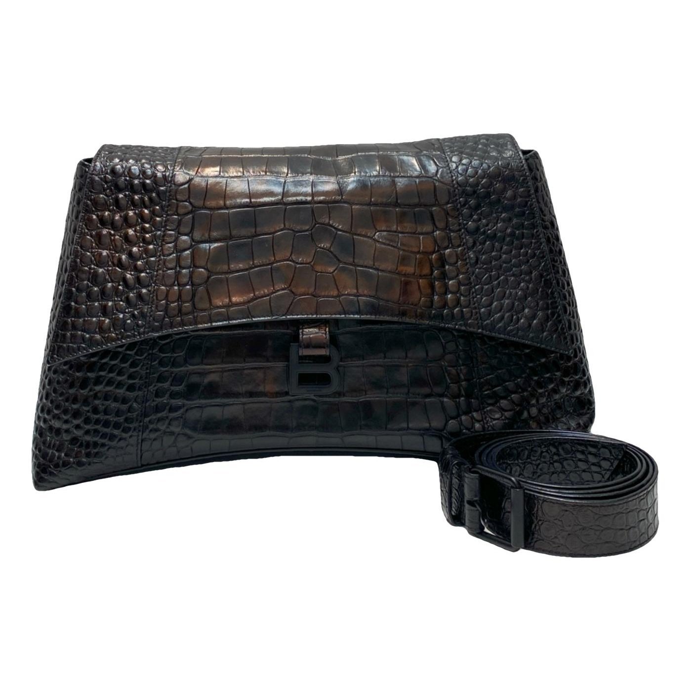 Downtown leather handbag