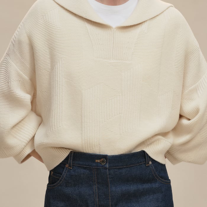 Blanc Naturel "H" Long-sleeve Sweater