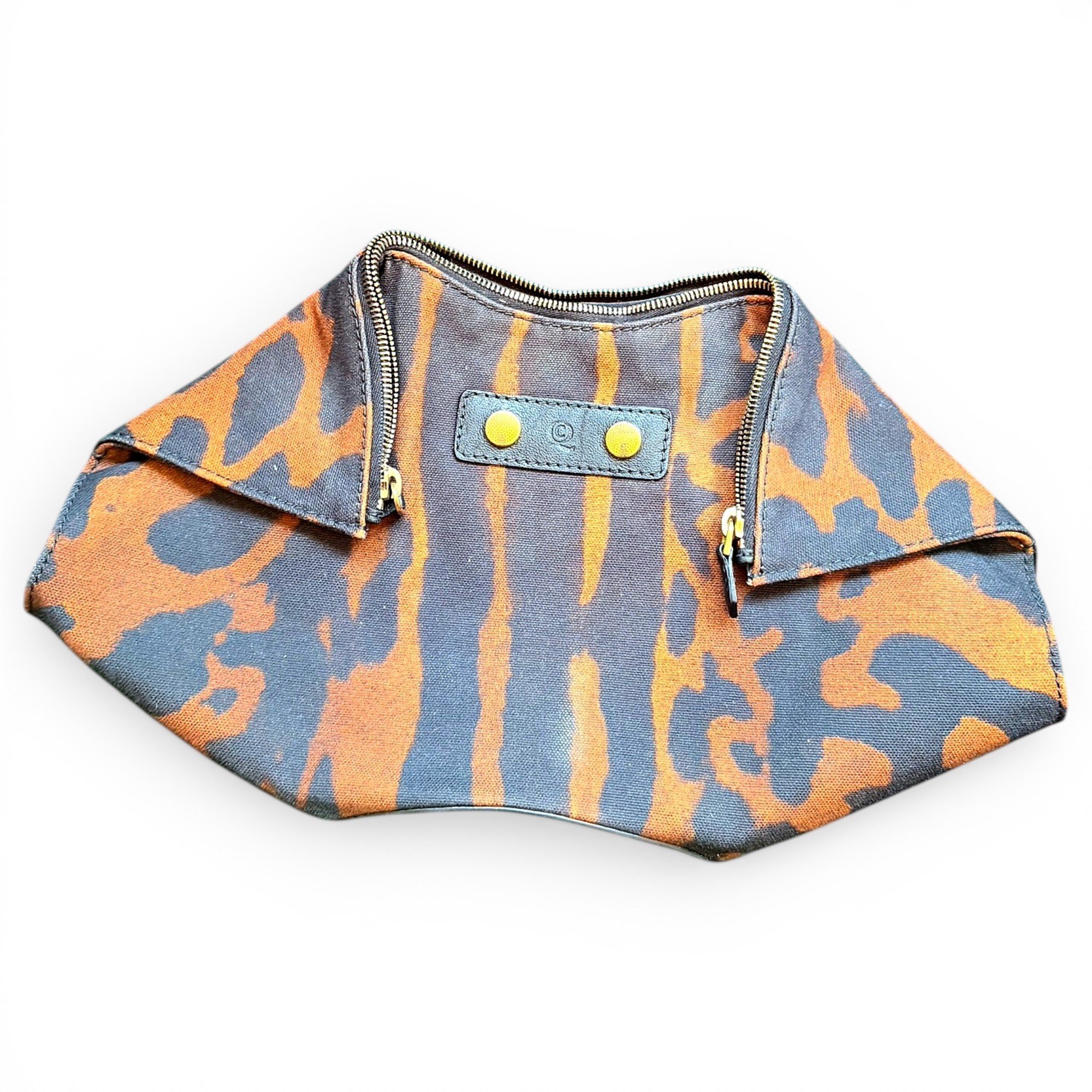 Cloth clutch bag