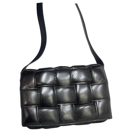 Cassette Padded leather handbag