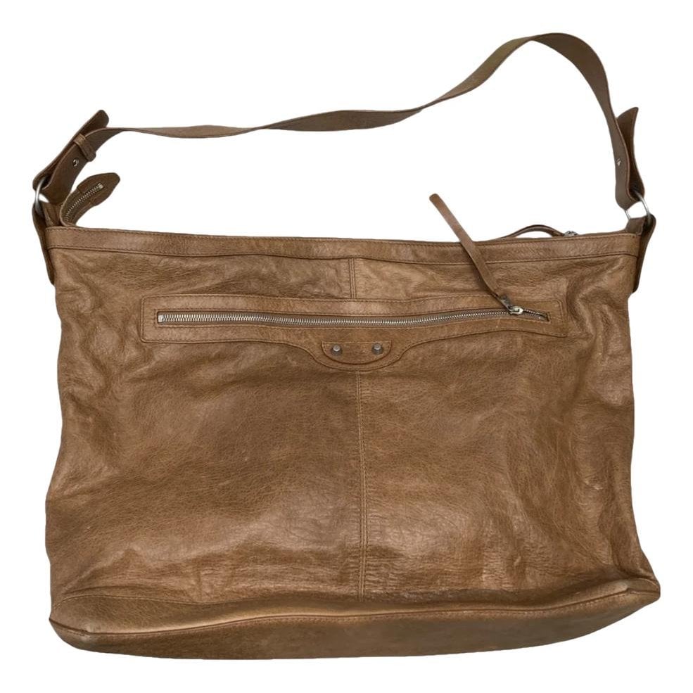 City leather handbag