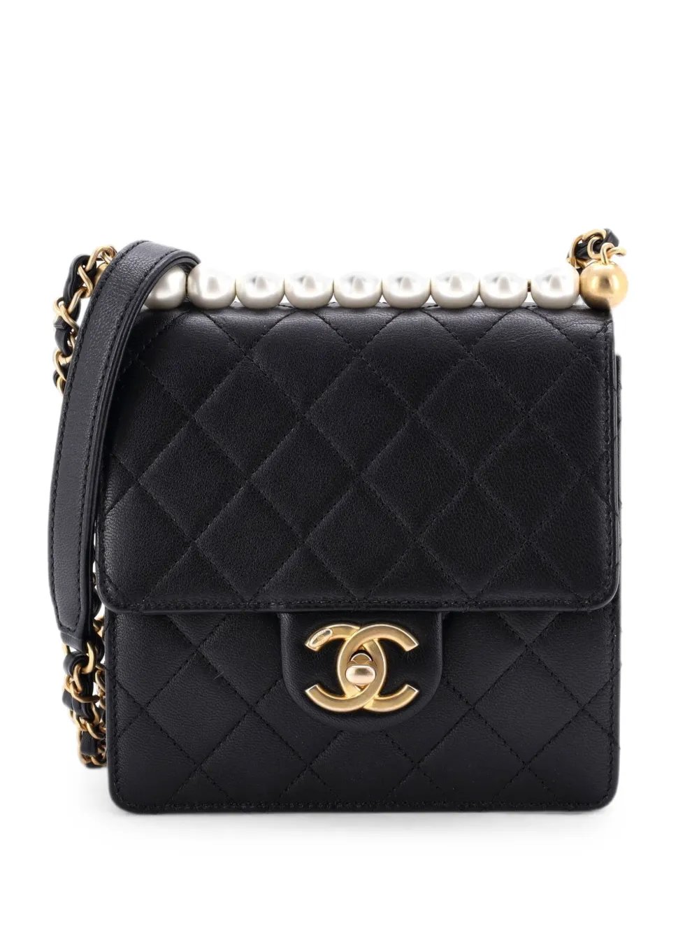 Chic Pearls Flap Bag Quilted Lambskin Mini crossbody bag