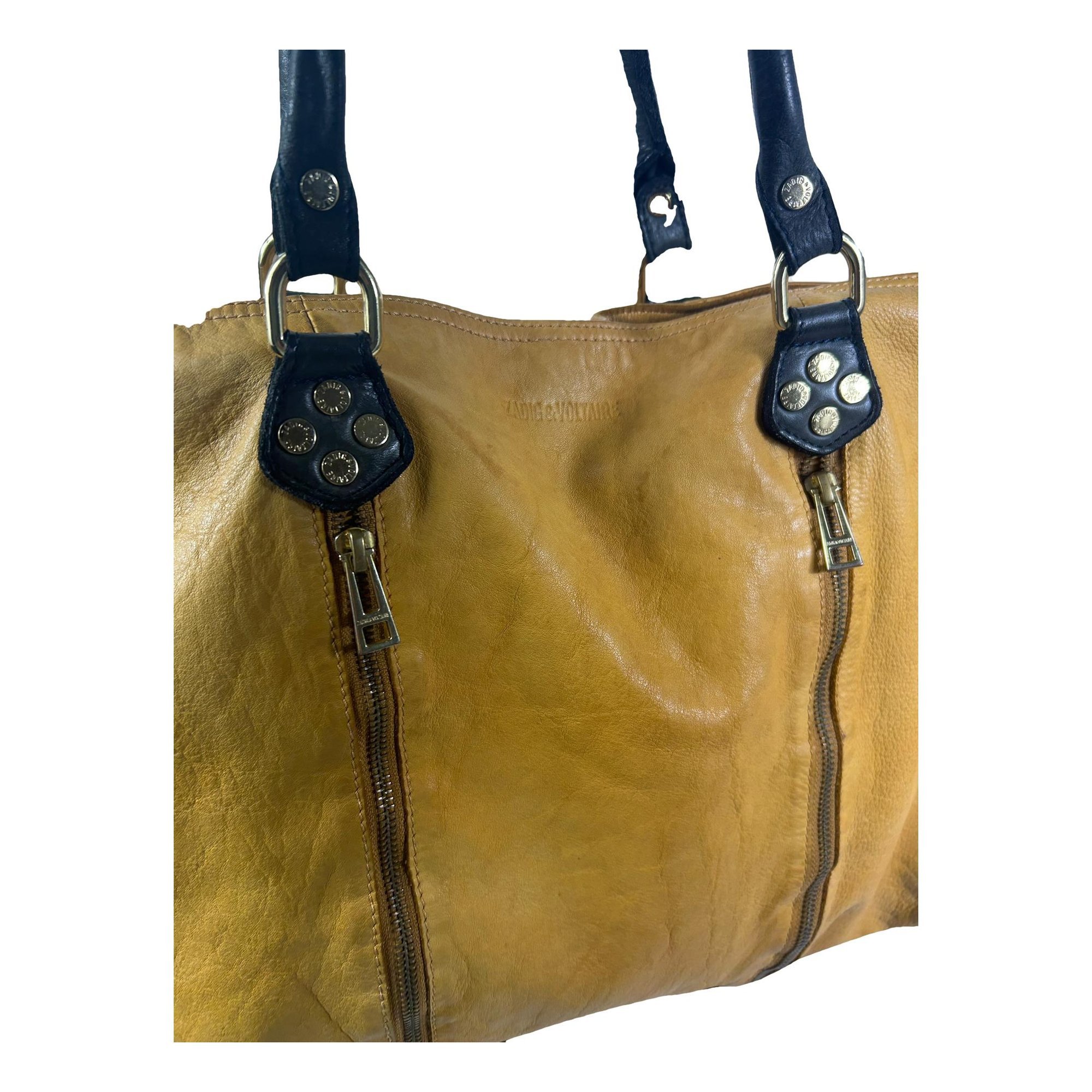 Leather handbag