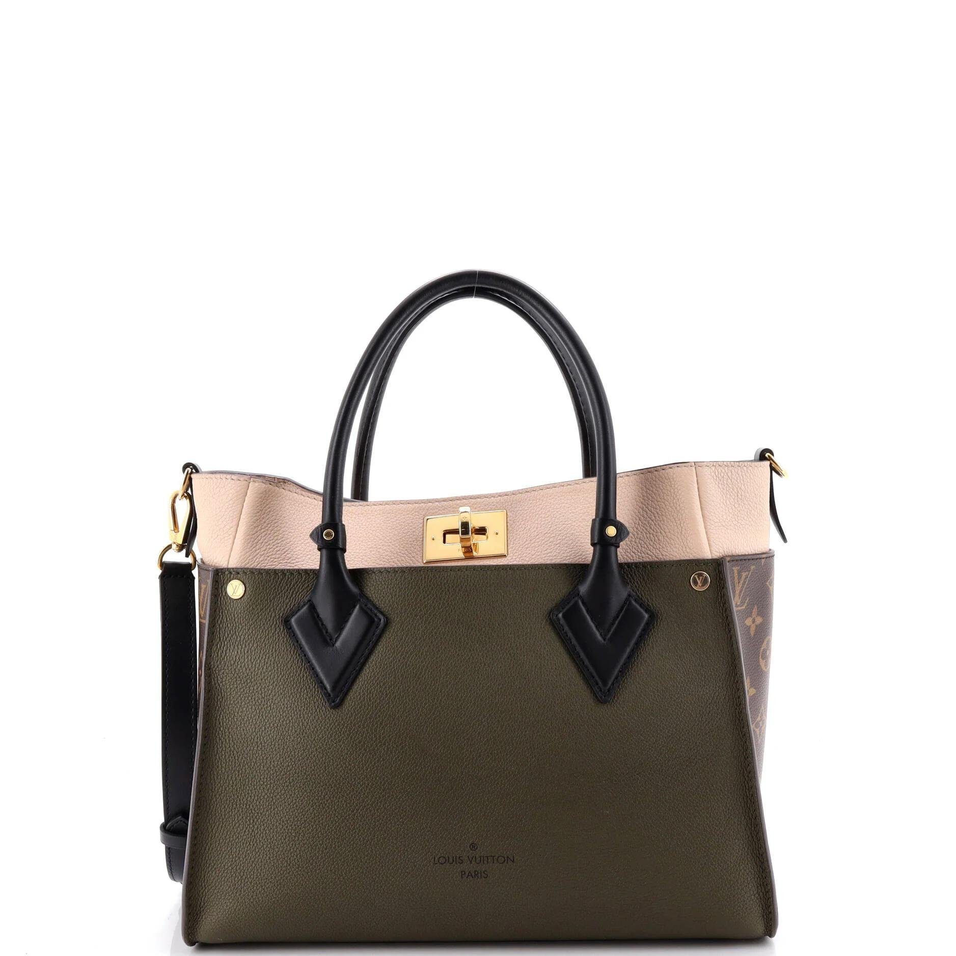 Louis Vuitton Leather tote