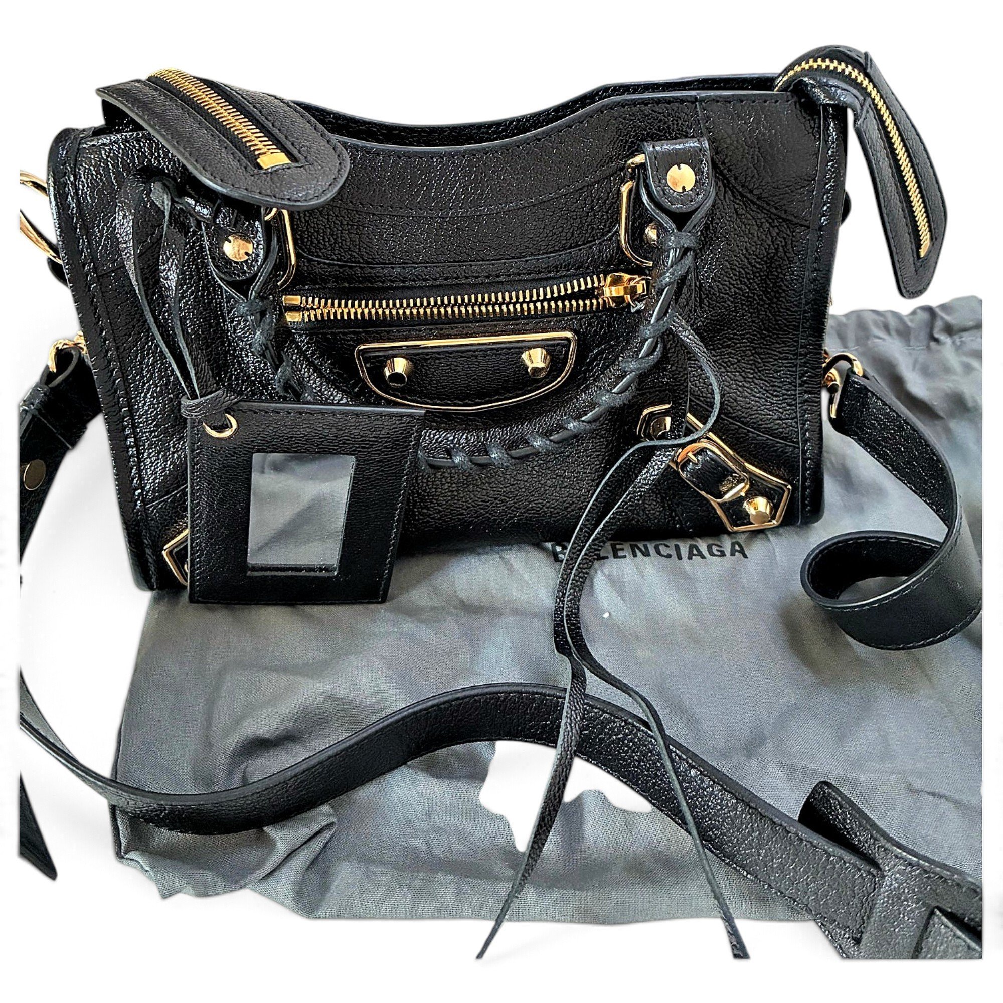 City leather handbag