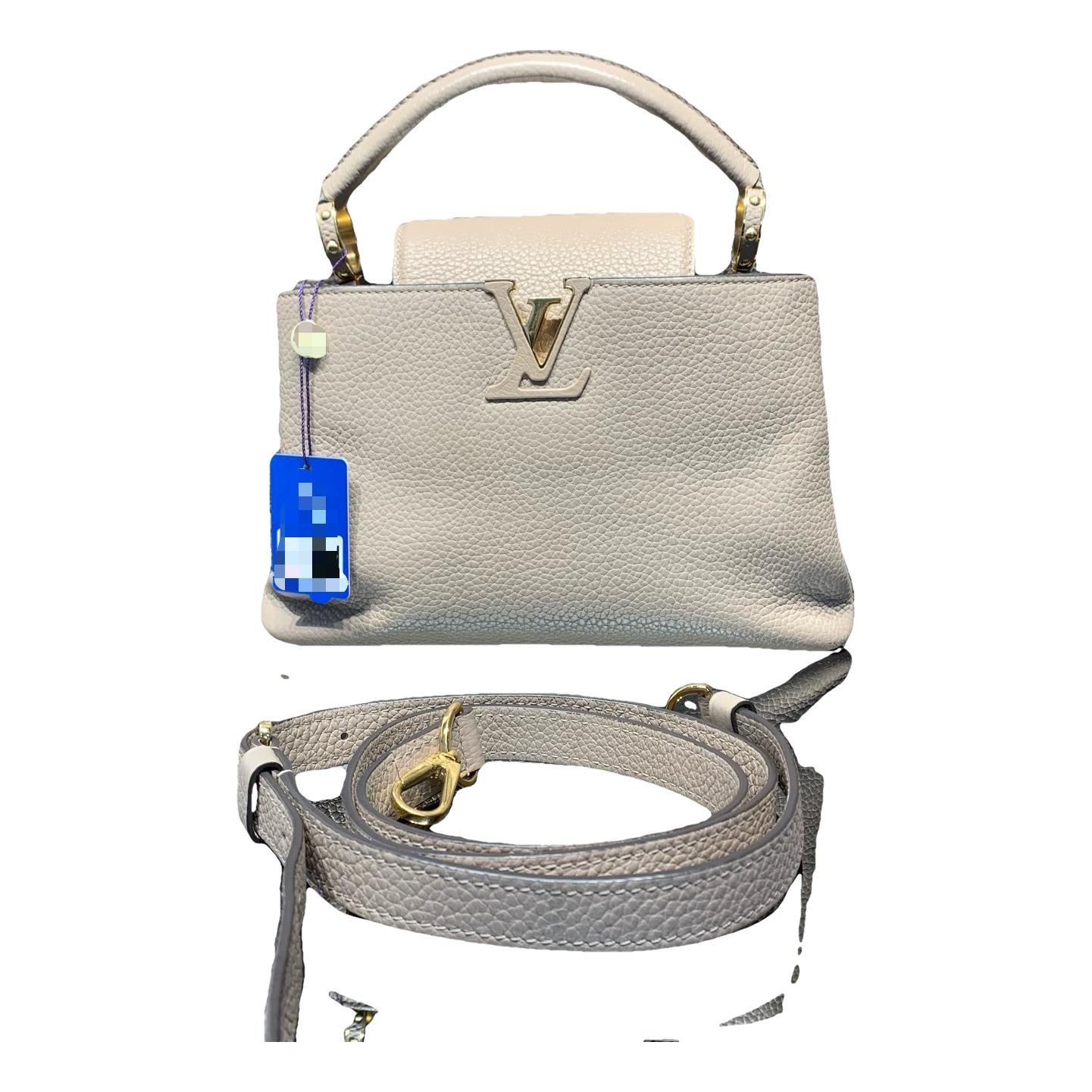 Capucines leather handbag