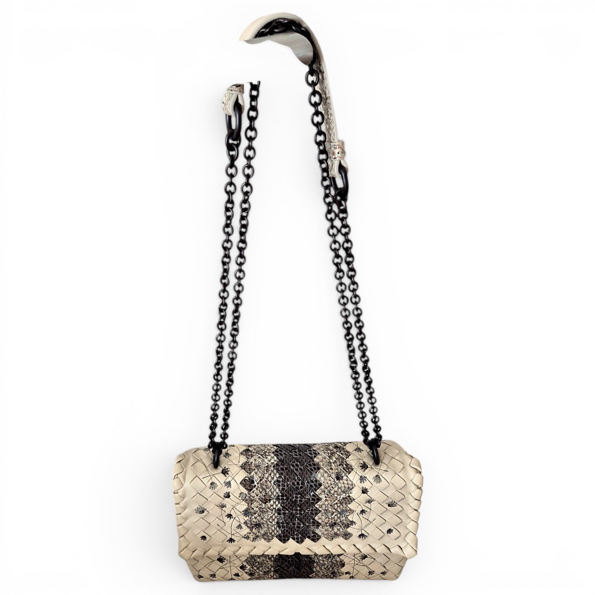 Bottega Veneta Chain Cassette leather crossbody bag