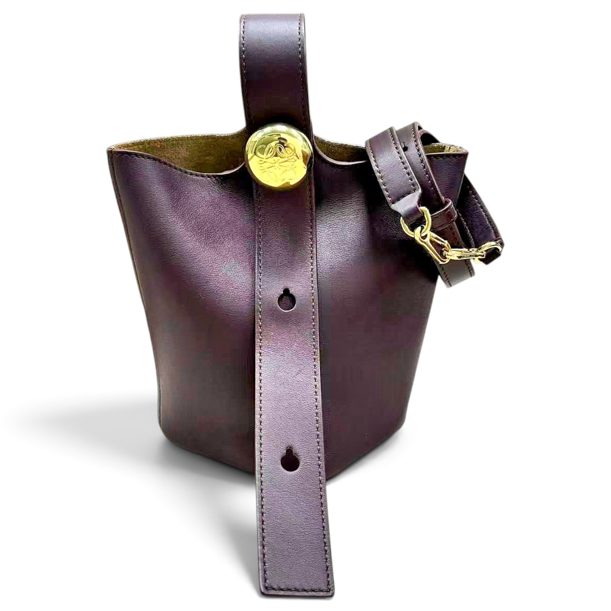 Pebble leather handbag