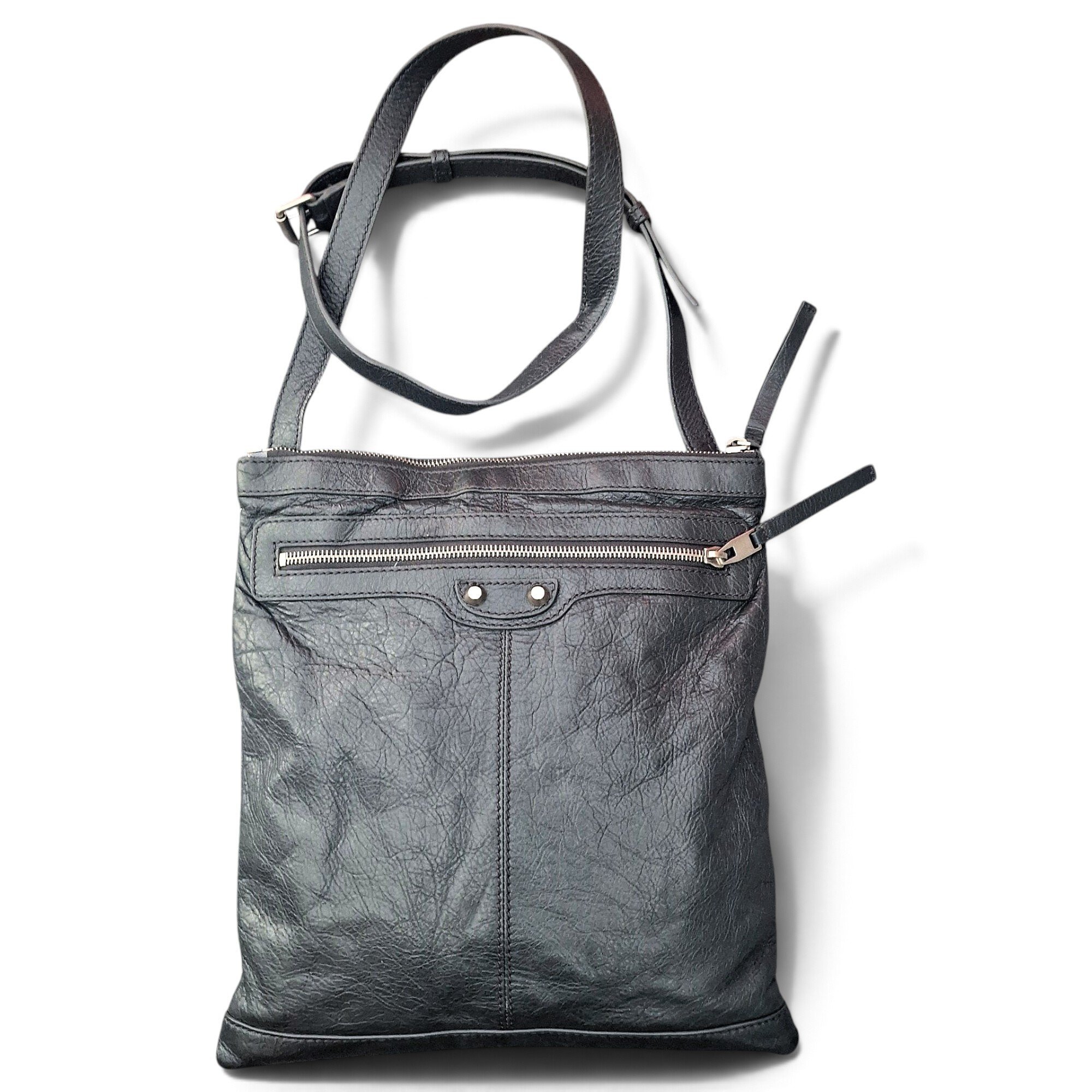City leather crossbody bag