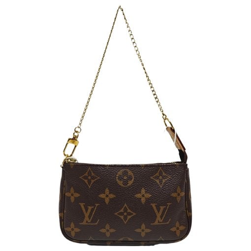 Louis Vuitton Maxi Multi Pochette Accessoires leather handbag
