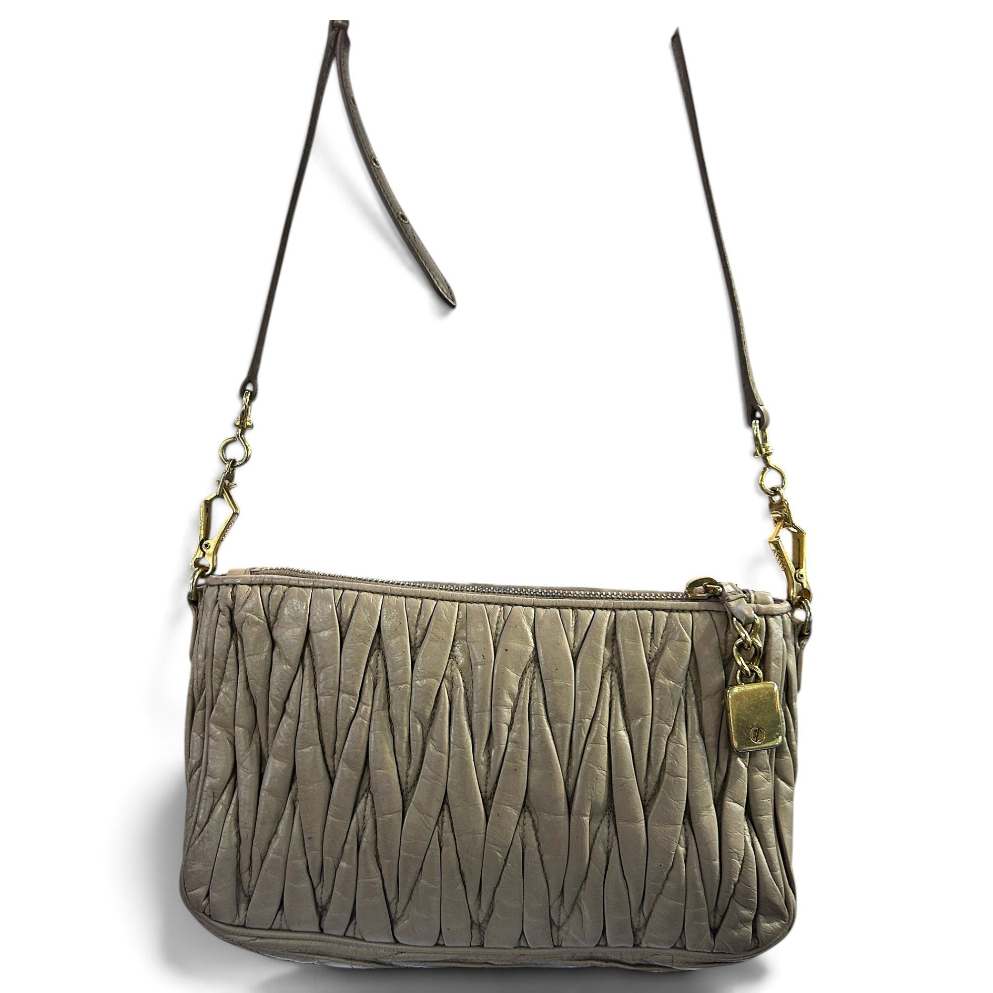 Matelassé leather handbag