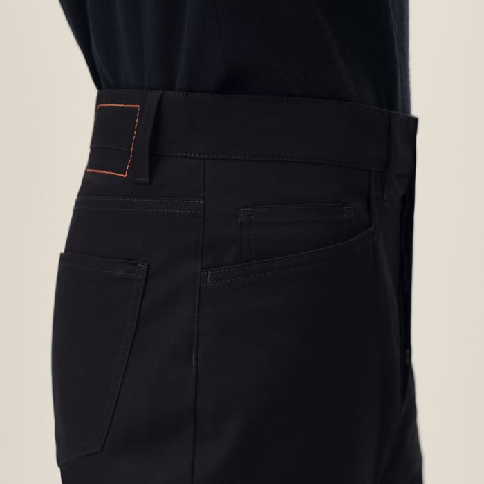 Noir Straight Cut Jeans