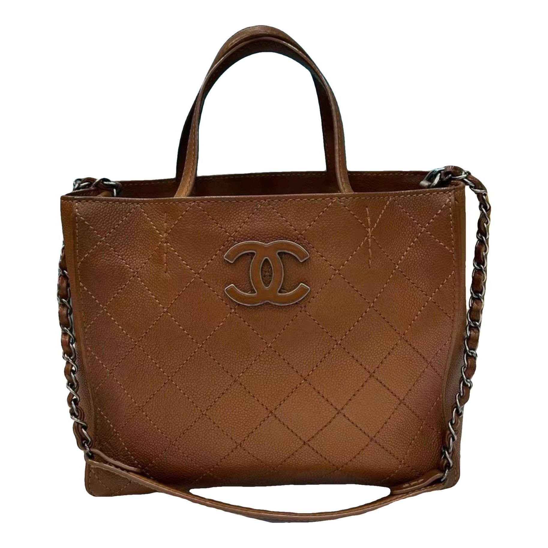Leather tote