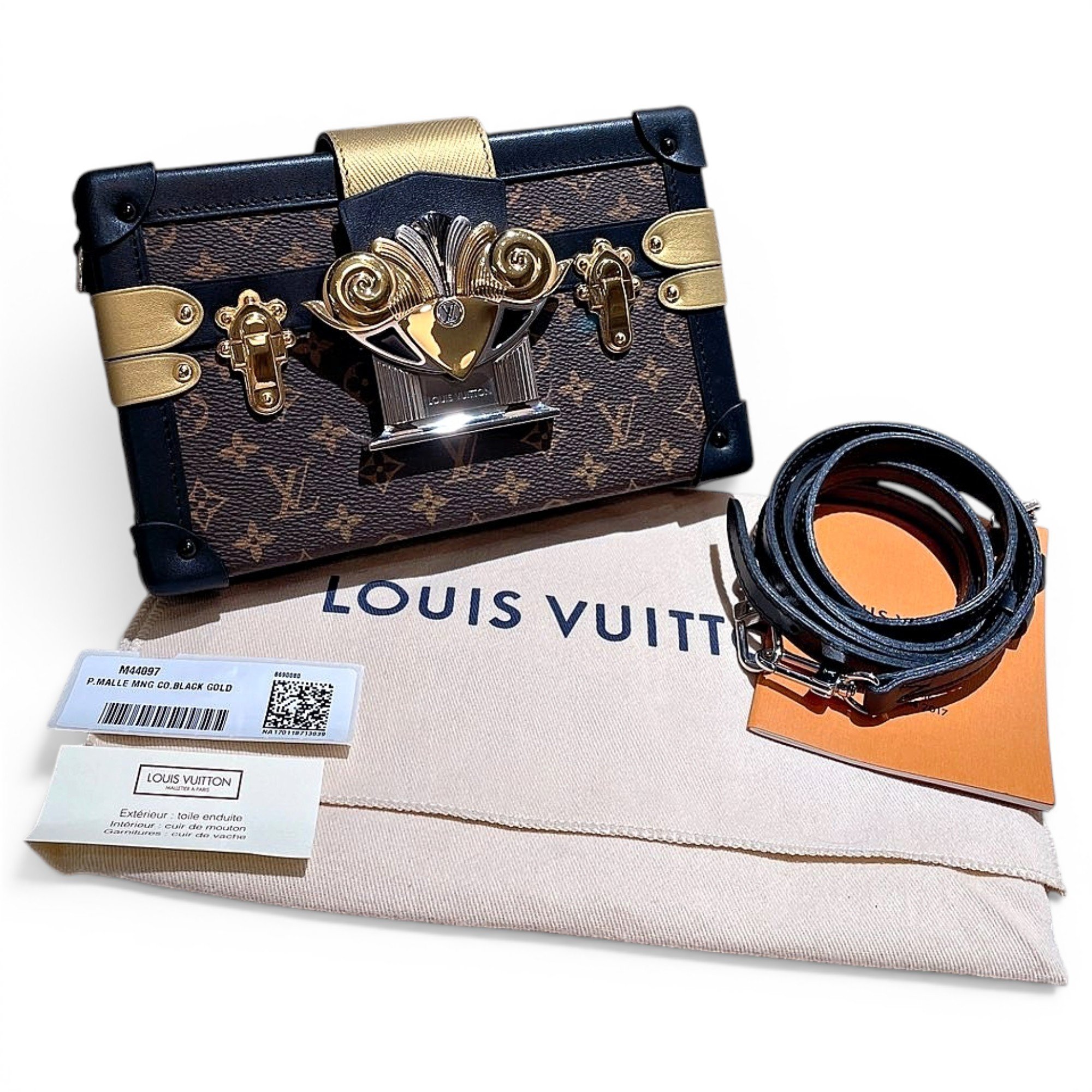 Petite Malle leather handbag