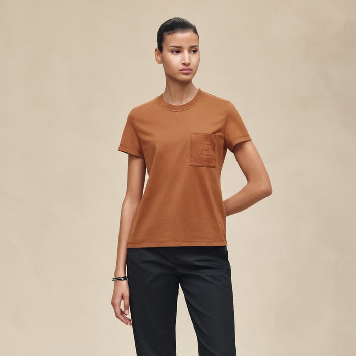 Marron Fauve Embroidered Pocket T-shirt