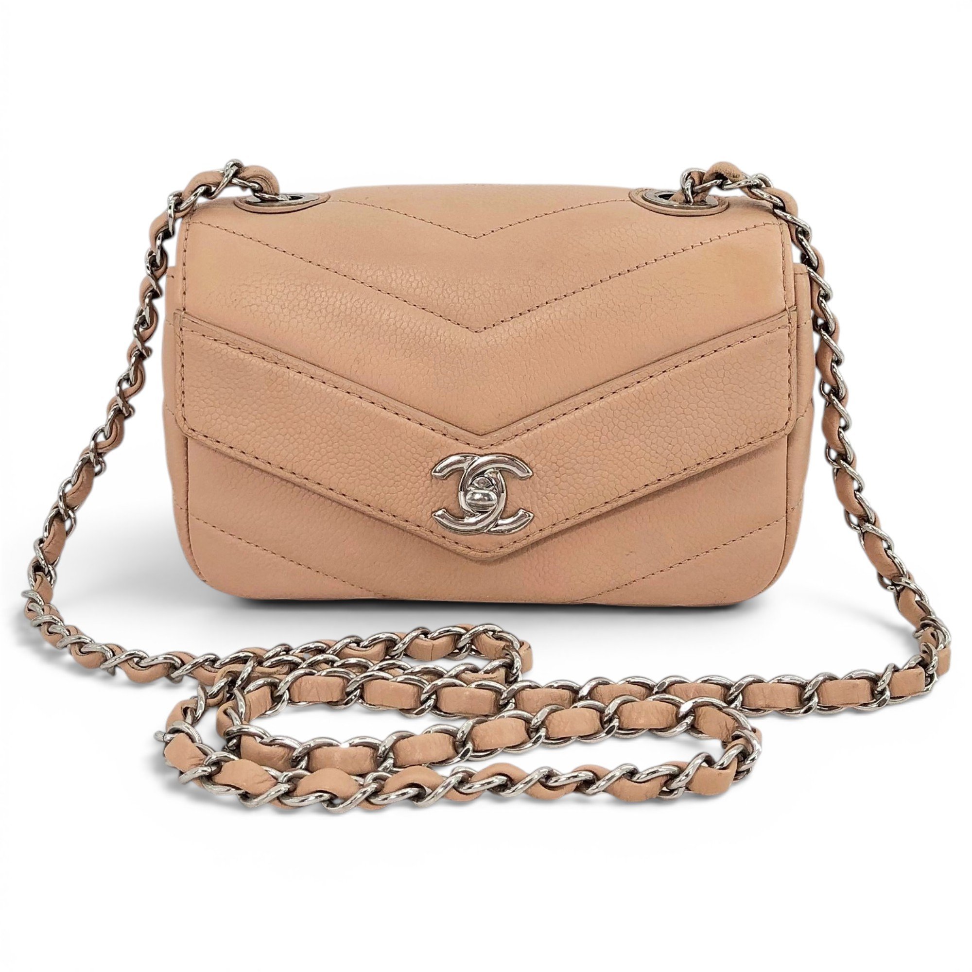 Chanel Timeless/Classique leather crossbody bag
