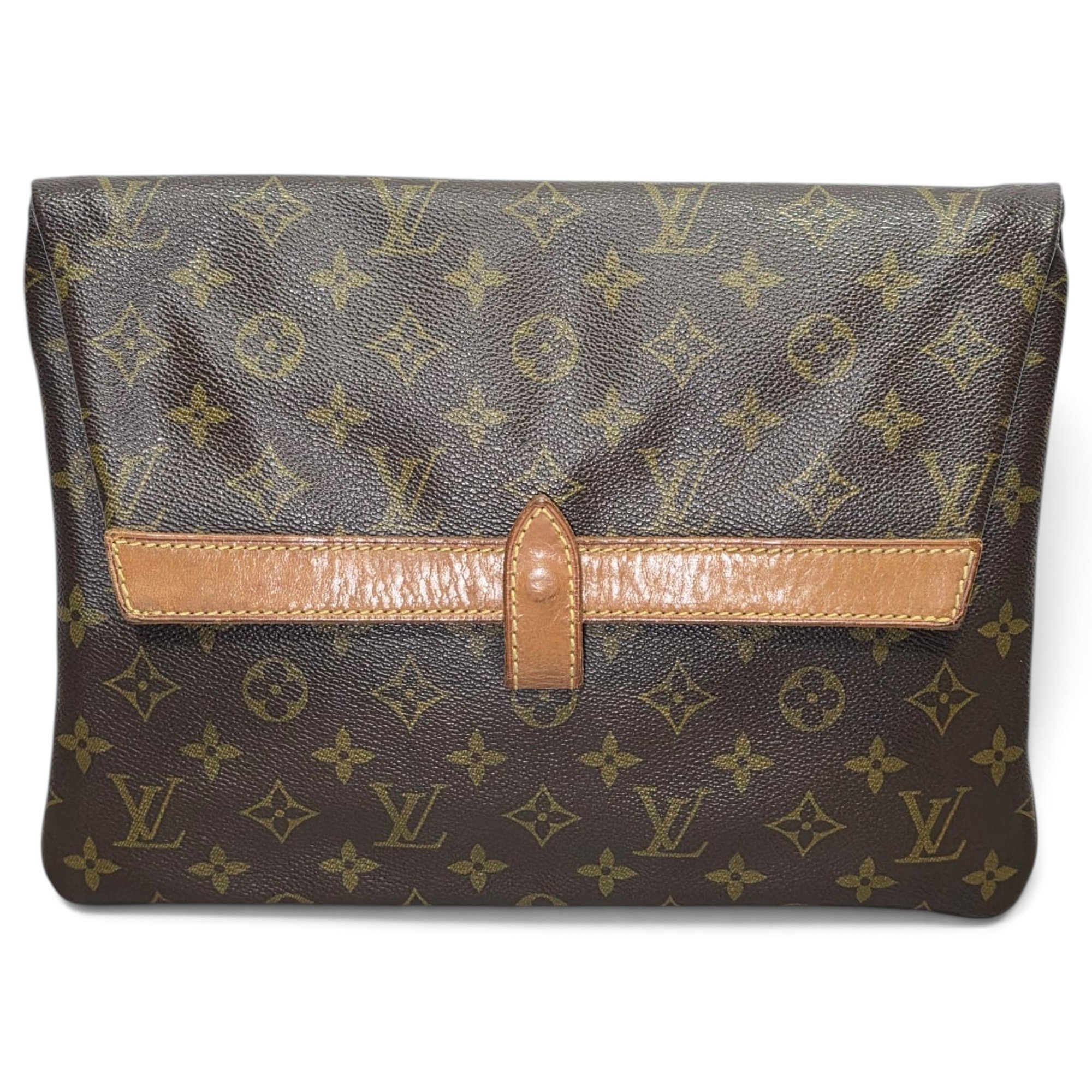 Leather clutch bag