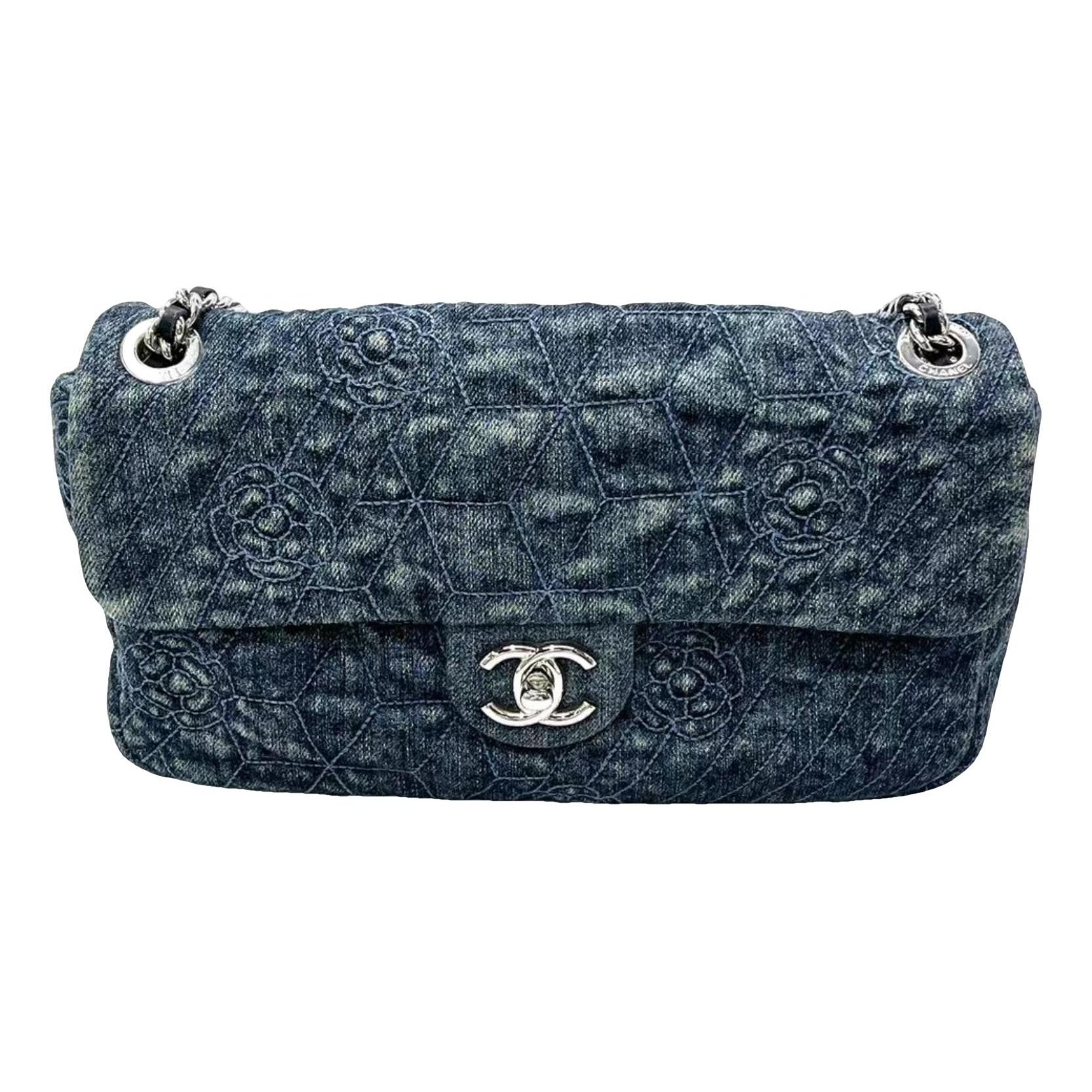Timeless/Classique crossbody bag