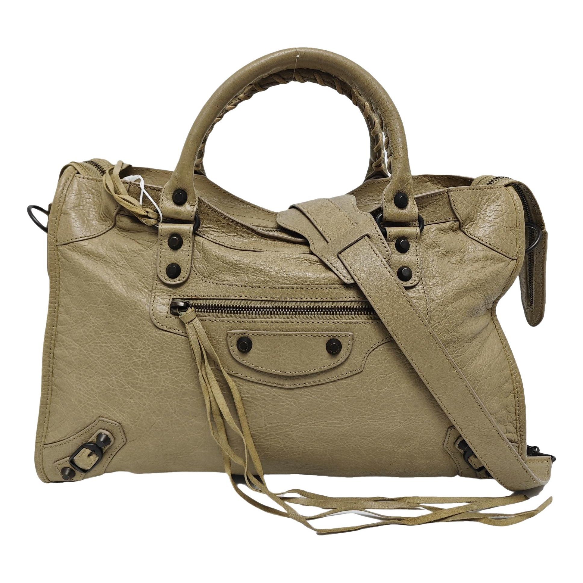 City leather handbag