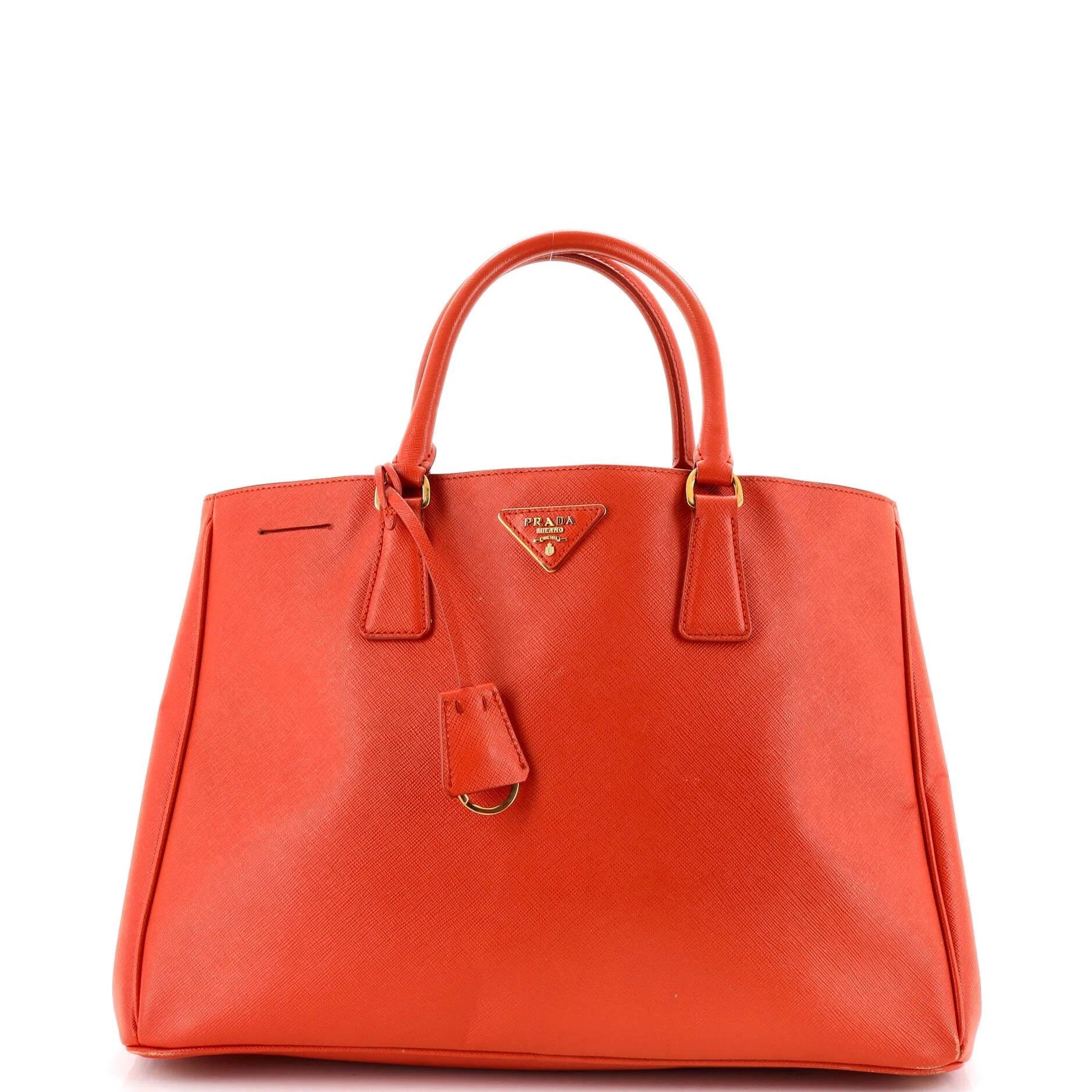 Leather tote