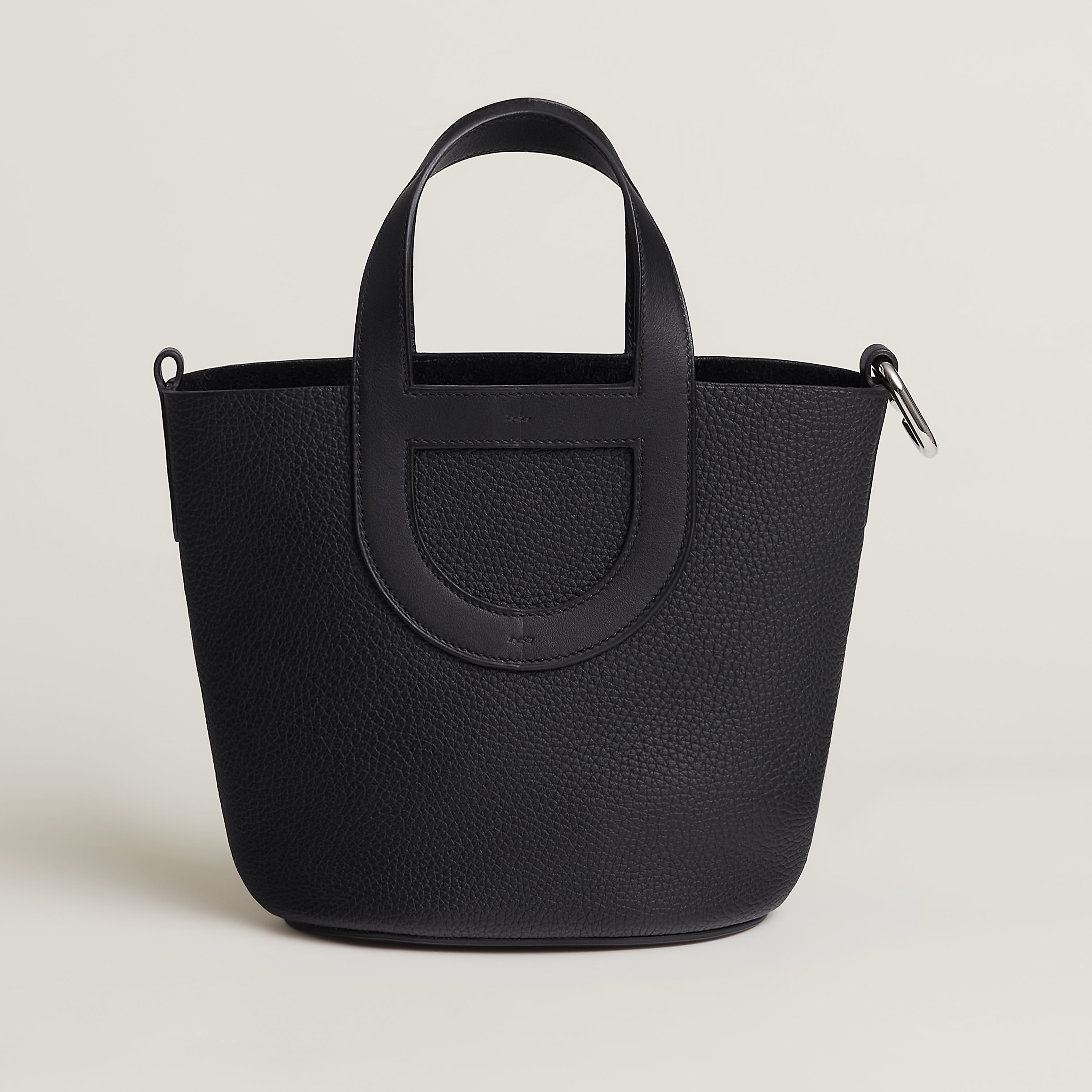 Hermès In-the-Loop 18 bag