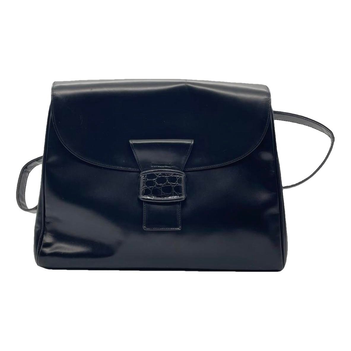 Leather crossbody bag