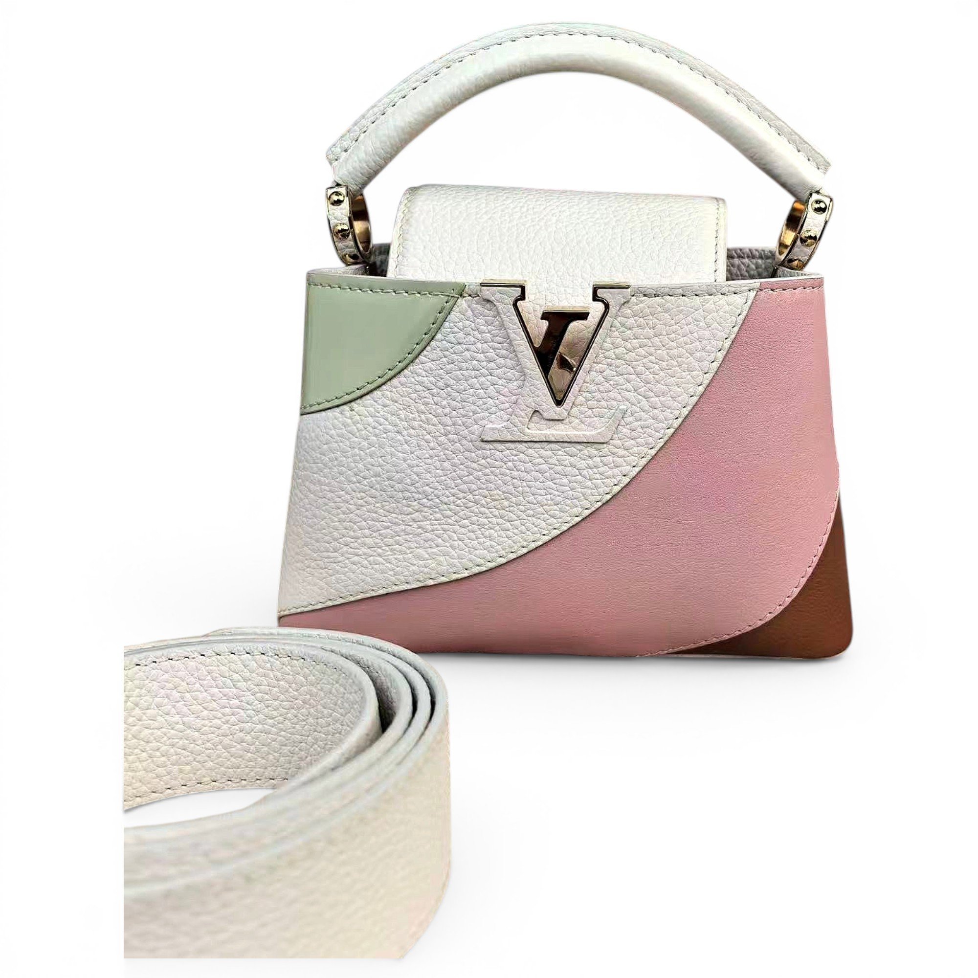Capucines leather handbag