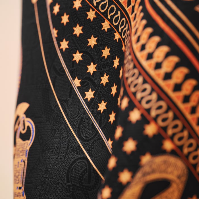 Noir "Eperon d'Or Bandana" Short-sleeve Twillaine Sweater