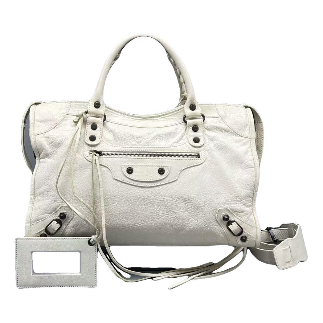 City leather handbag