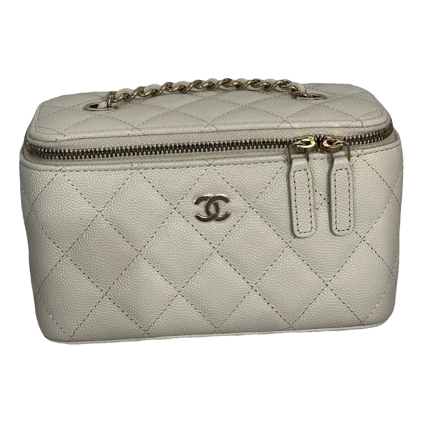 Trendy CC Vanity leather crossbody bag