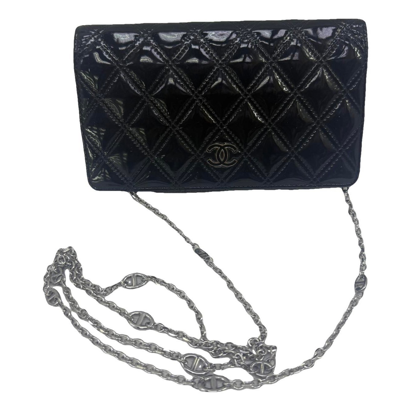Wallet On Chain patent leather crossbody bag