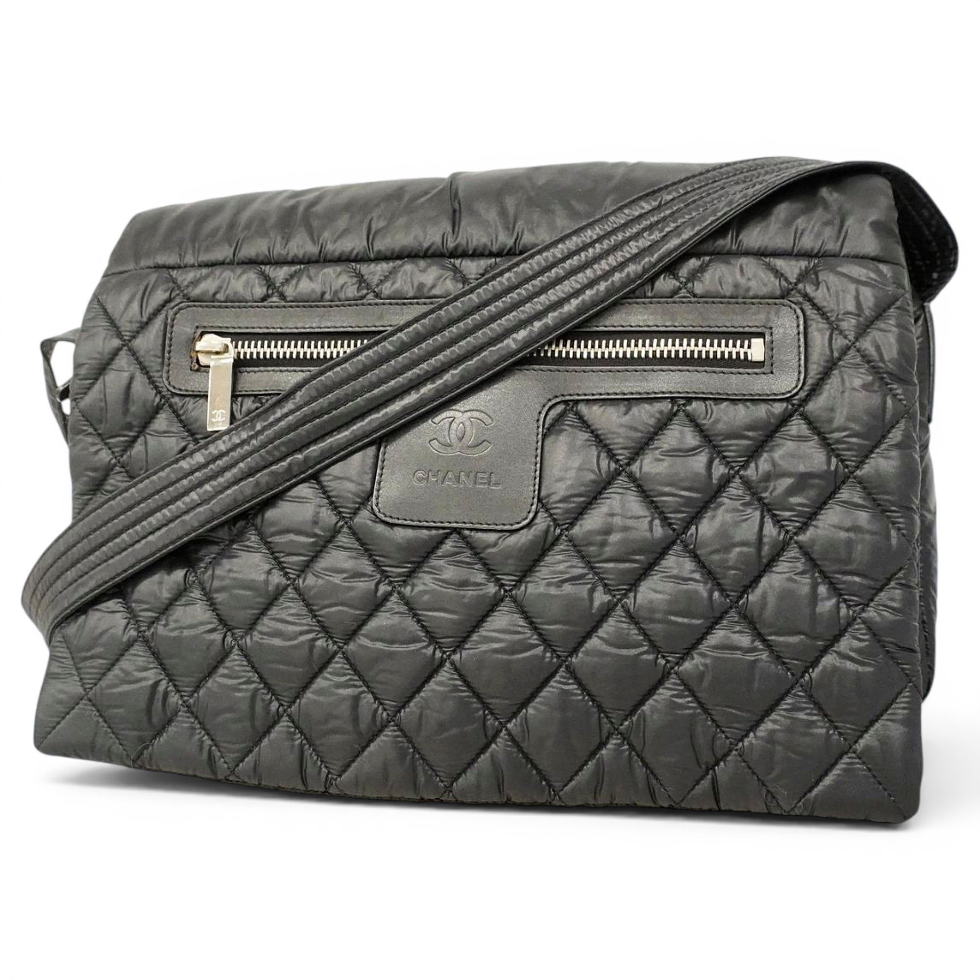 Cocoon handbag