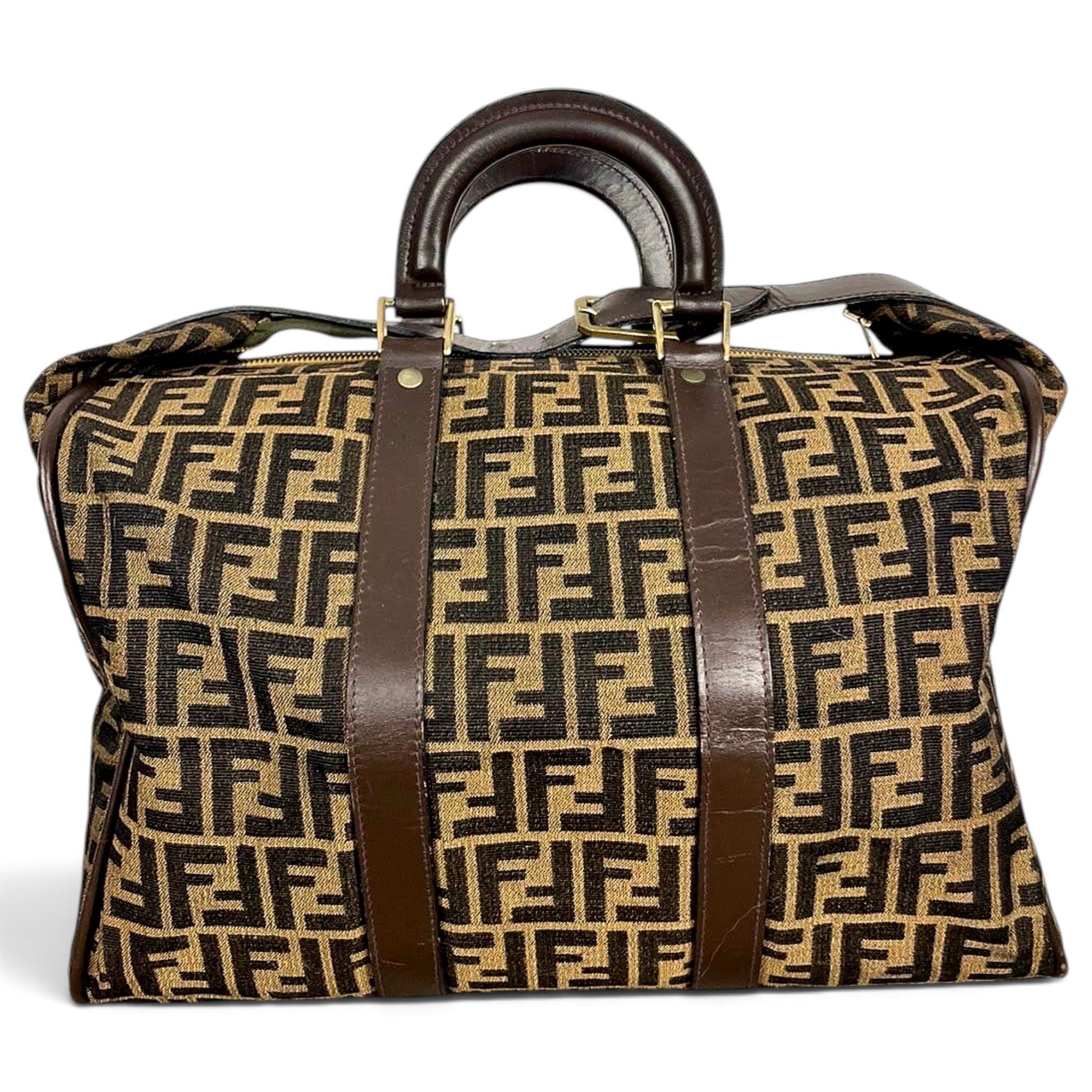 Leather travel bag
