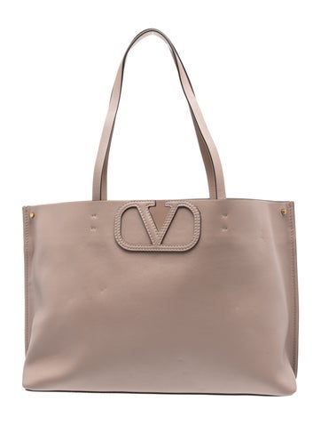 Rockstud Tote