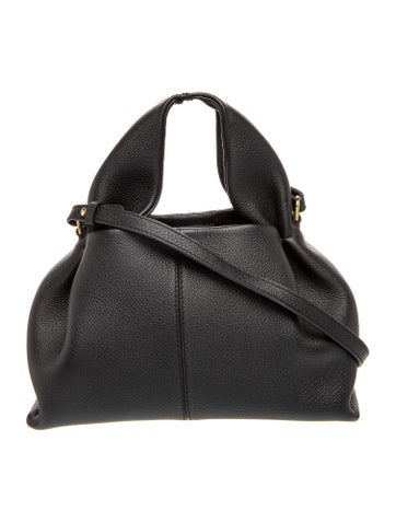 Leather Numéro Neuf