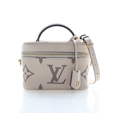 Louis Vuitton Monogram Giant Vanity PM