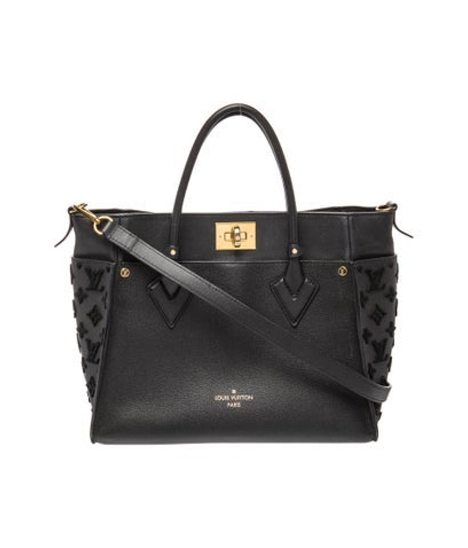 Louis Vuitton Vuitton Lv Monogram On My Side Mm