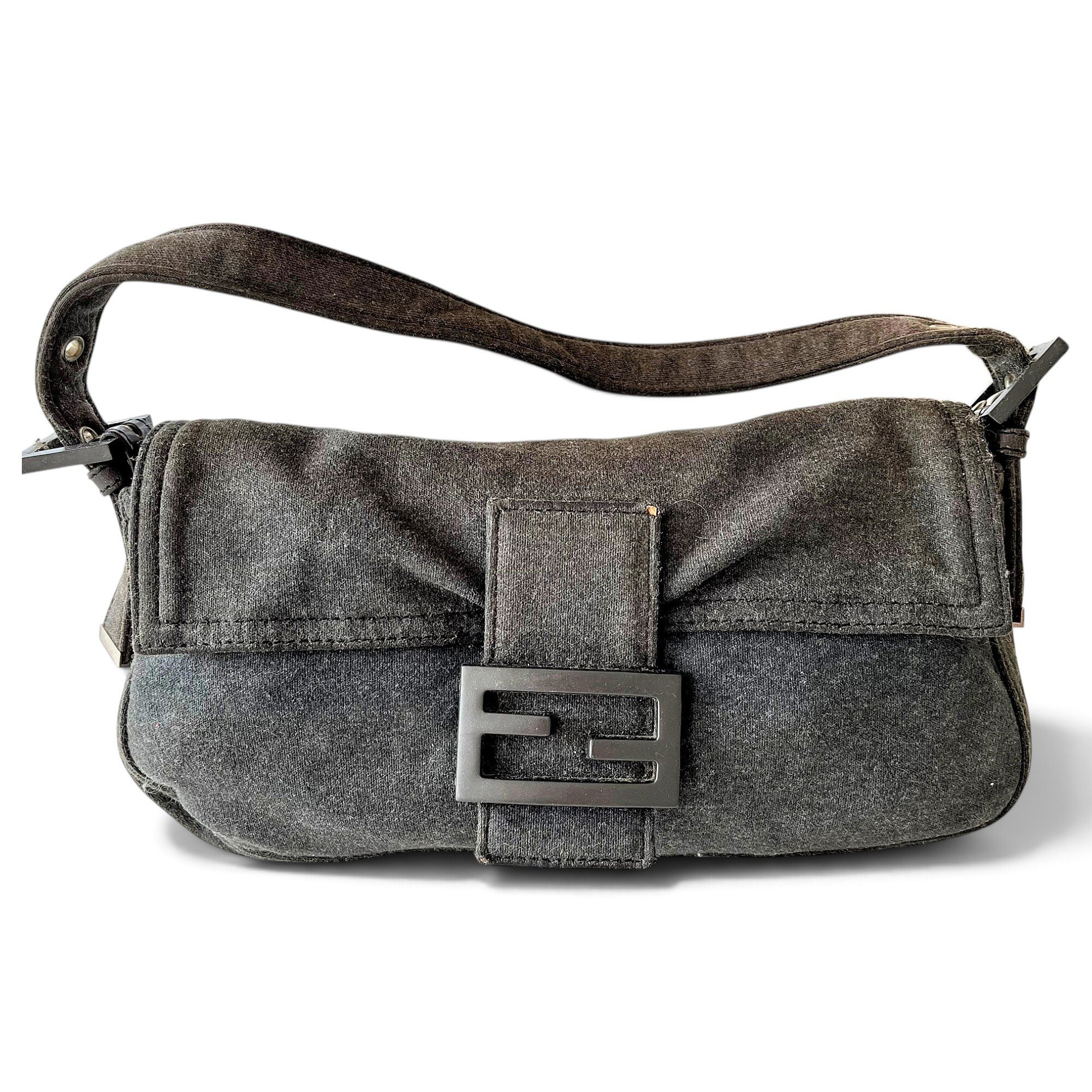 Baguette cloth handbag