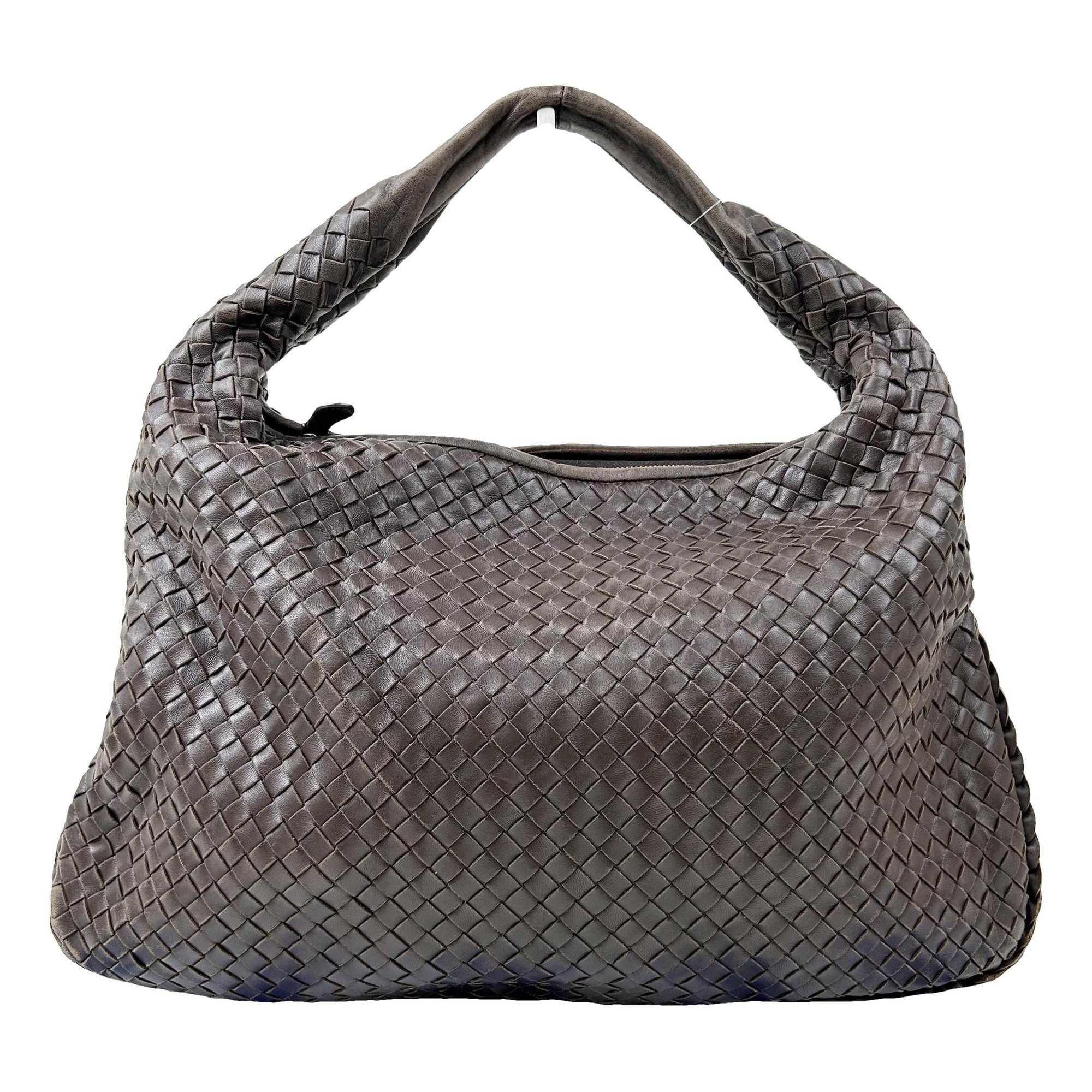 Veneta leather handbag