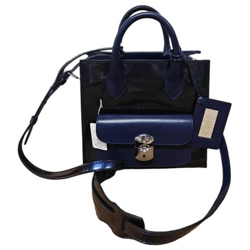Padlock patent leather handbag