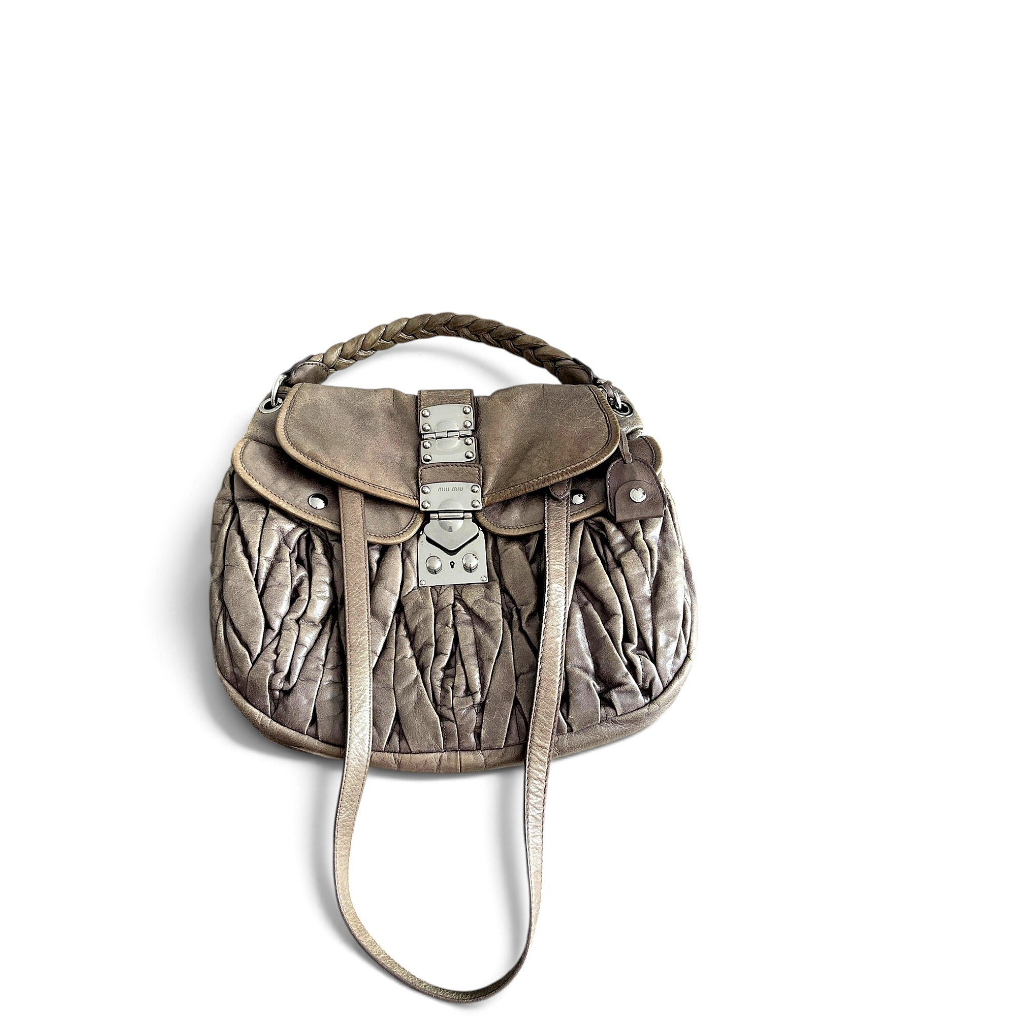 Matelassé leather crossbody bag