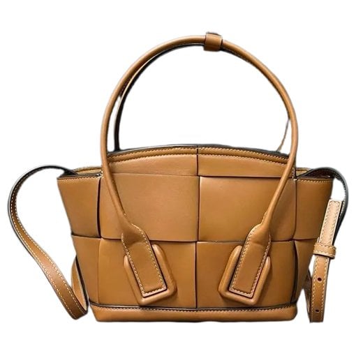 Arco leather handbag