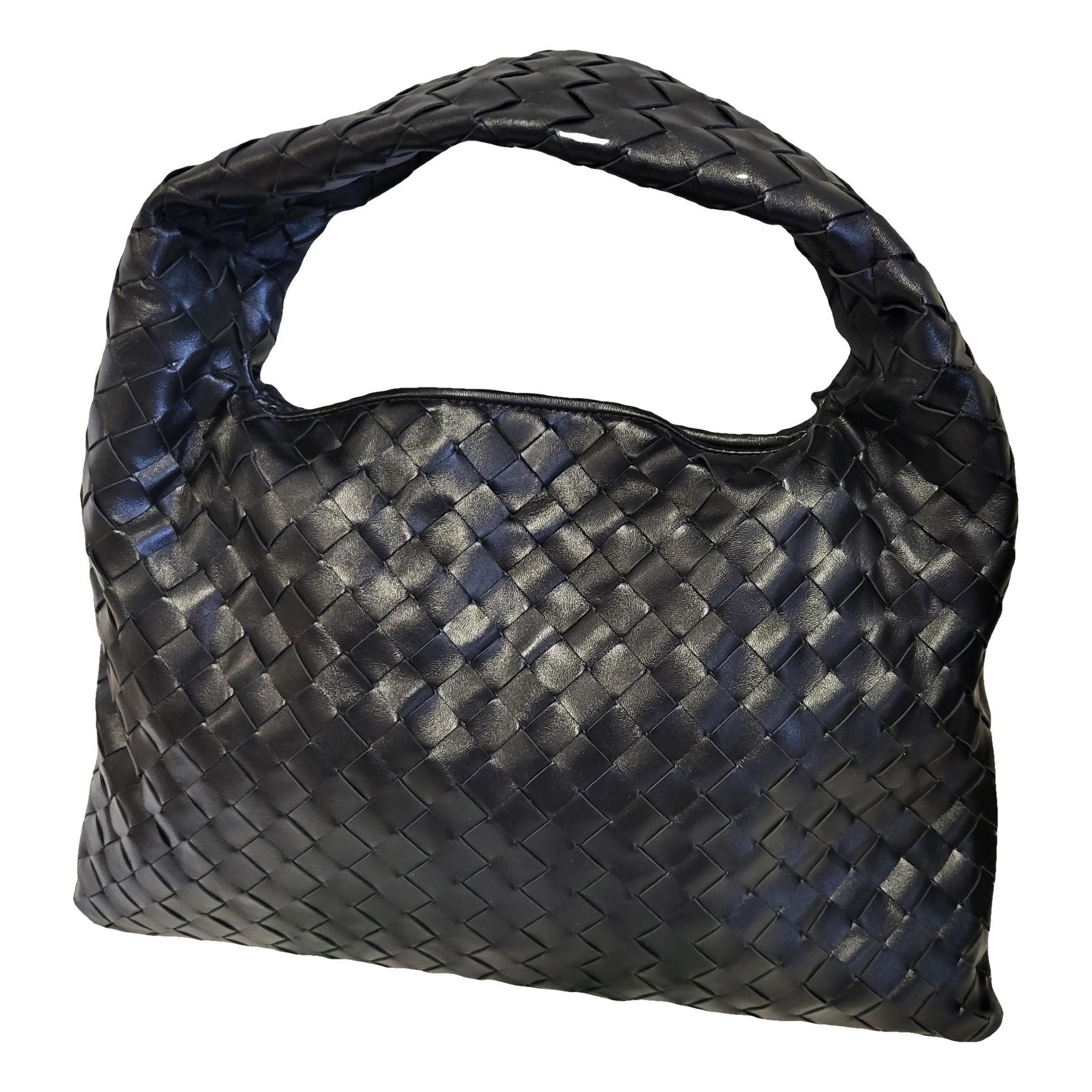 Veneta leather handbag