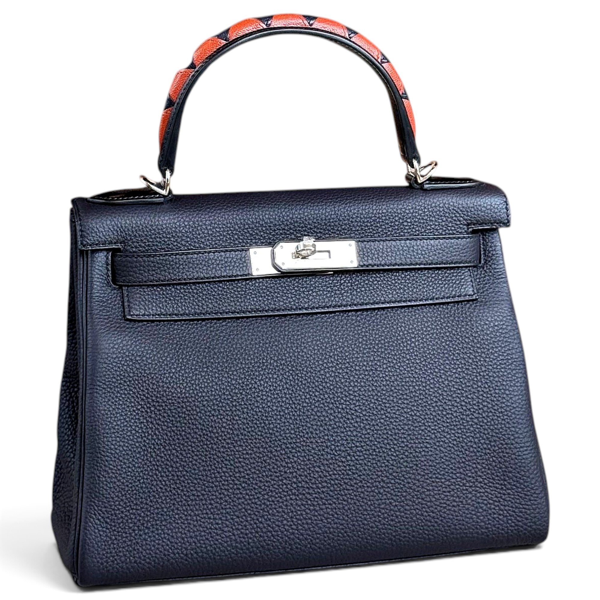 Kelly 28 leather handbag