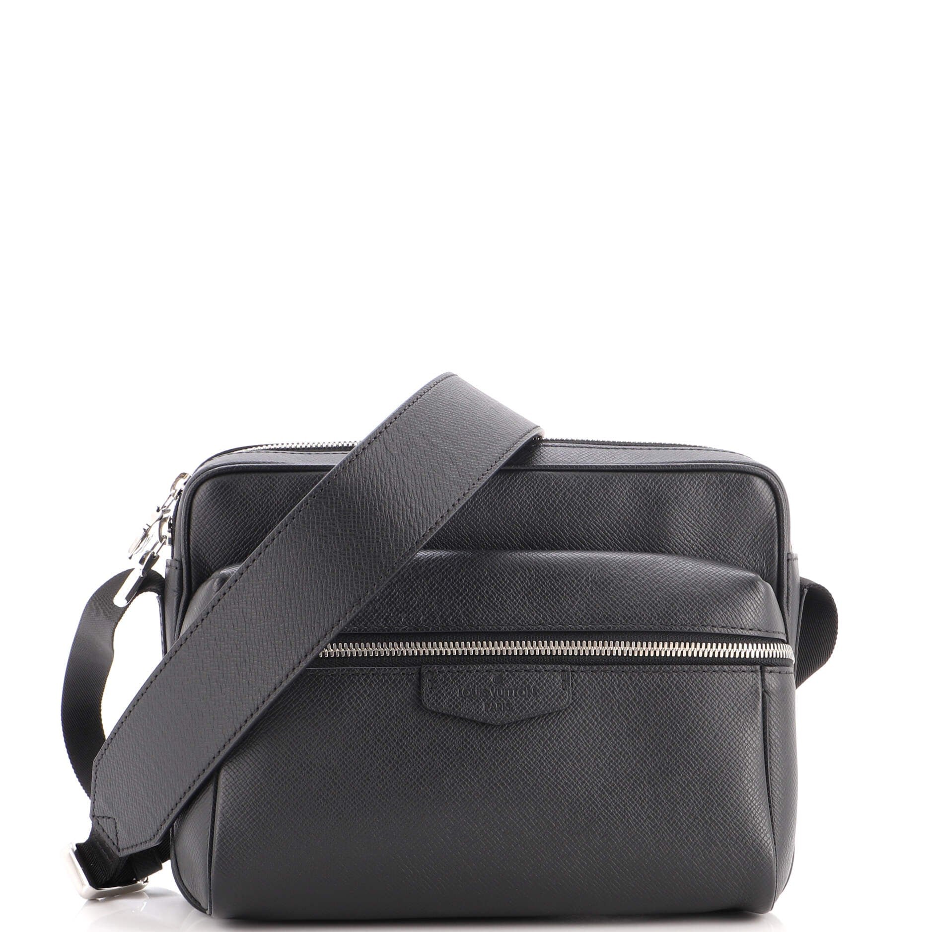 Outdoor Messenger Bag Taiga Leather PM