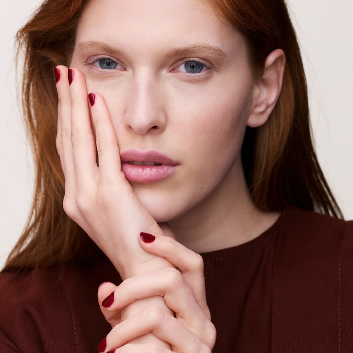85 – rouge H Nail Polish, Rouge H