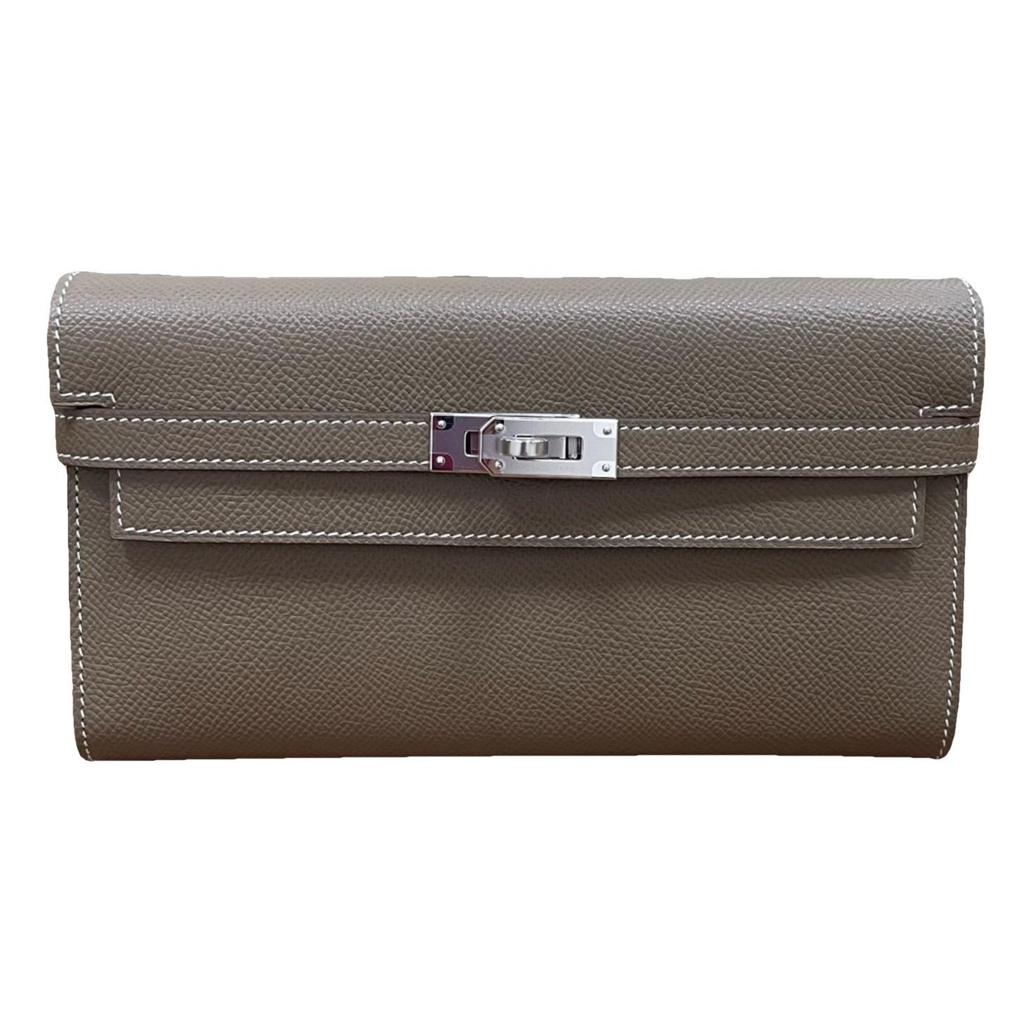 Kelly to go leather clutch bag