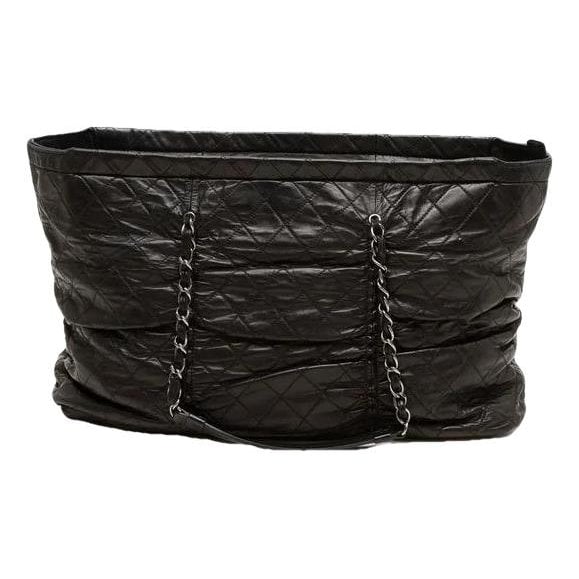 Leather tote