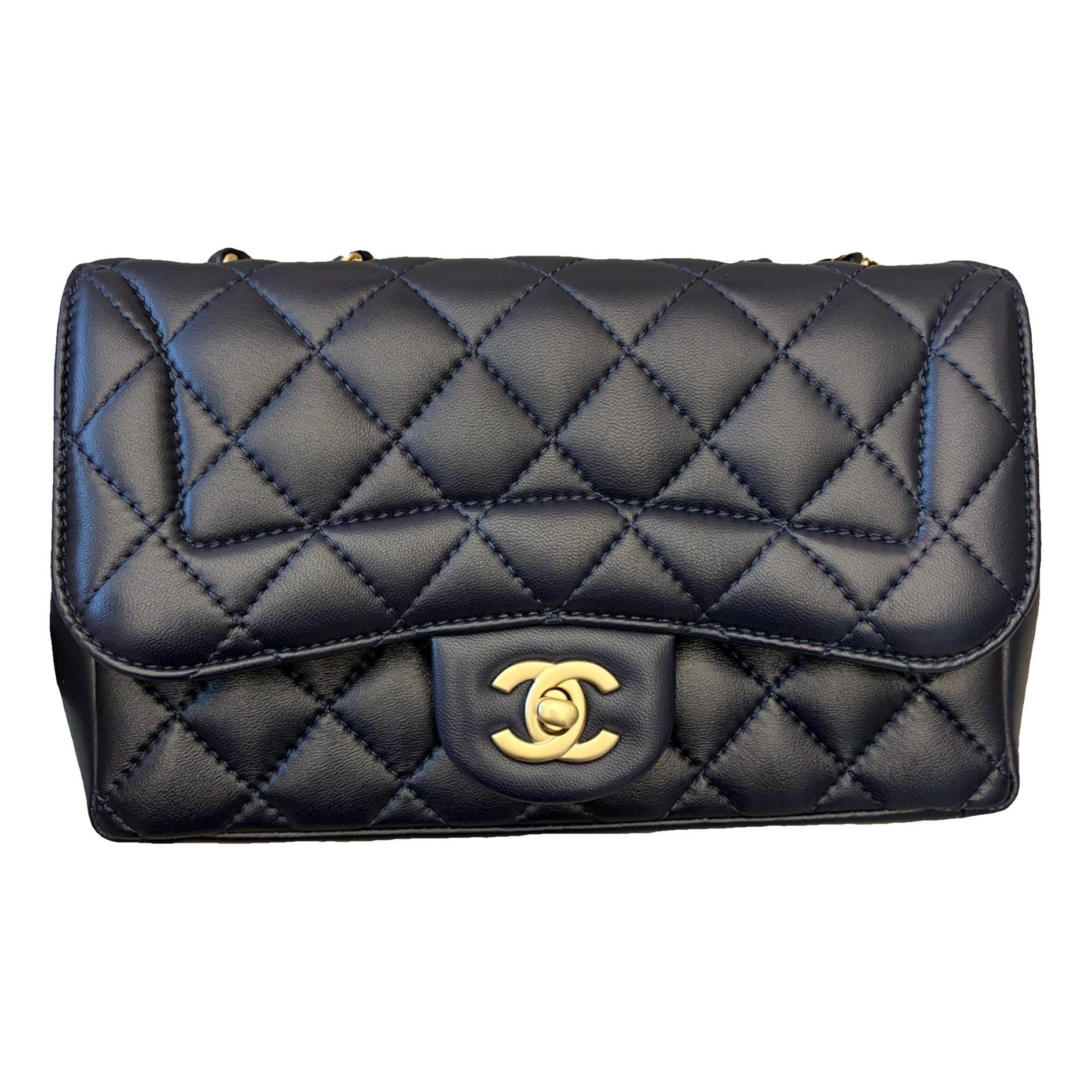 Timeless/Classique leather crossbody bag